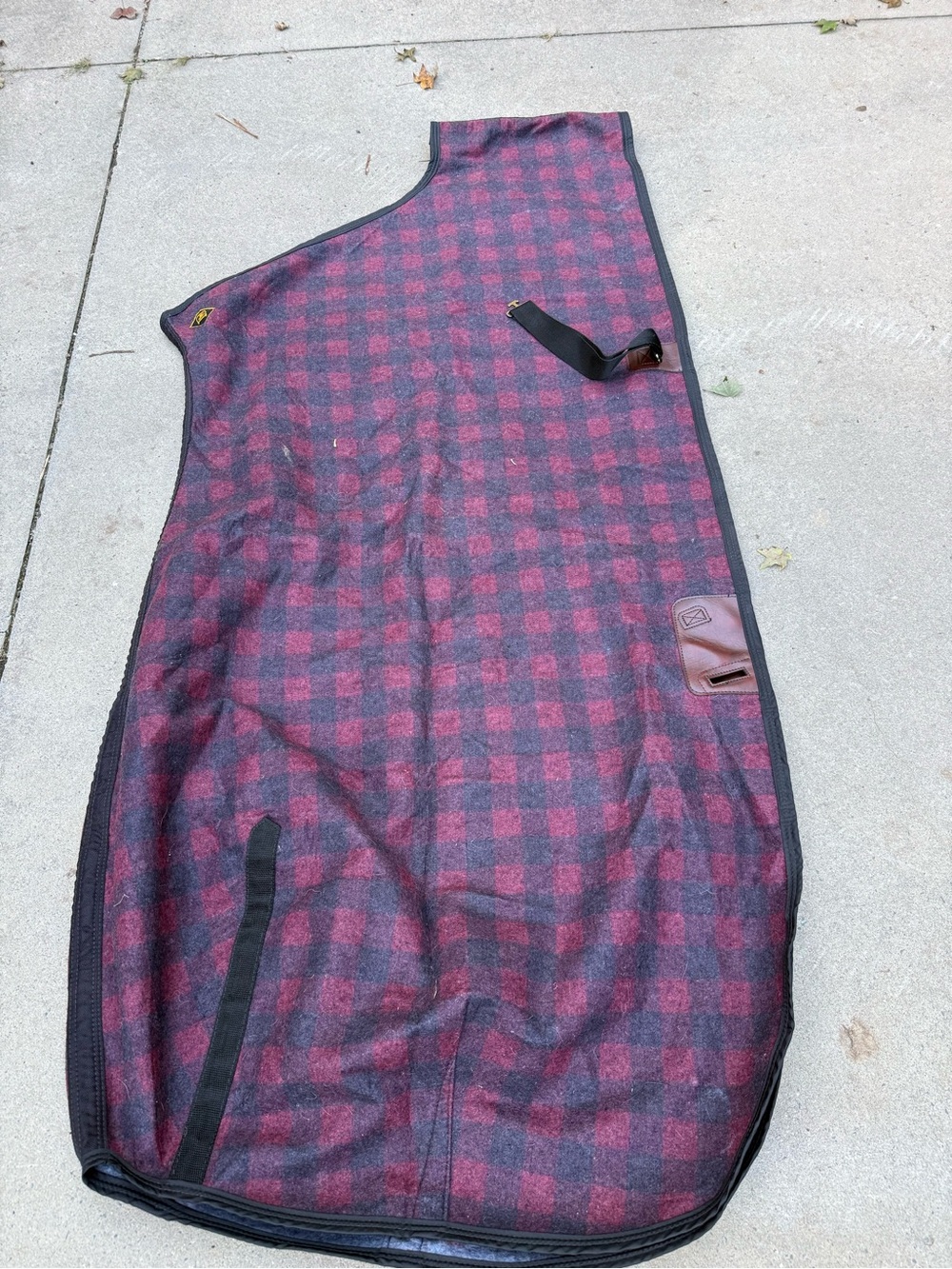 Big D horse cooler / blanket size 84 Plaid Wool Blend Red & Navy